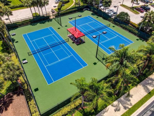 The Marina At The Bluffs, 1701 Marina Isle Way #404, Jupiter, Florida 33477, image 2