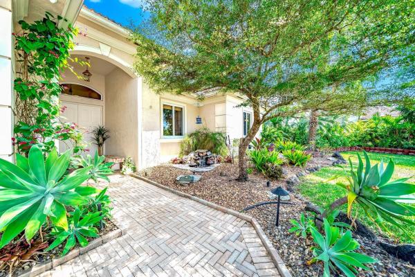Laguna Isles, 19205 SW 66th St, Pembroke Pines, Florida 33332, image 1