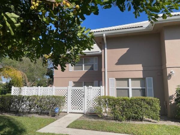 Stamford At The Villages Of Palm Beach Lakes, 1905 Stratford Way #31a, West Palm Beach, Florida 33409, image 1