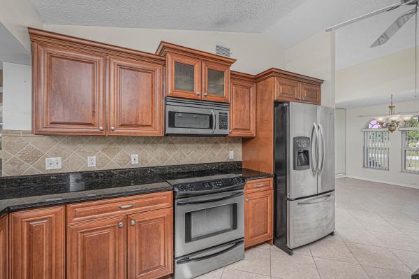 Sandhill Crossing, 1950 SE Lavina Cir, Port St. Lucie, Florida 34952, image 2