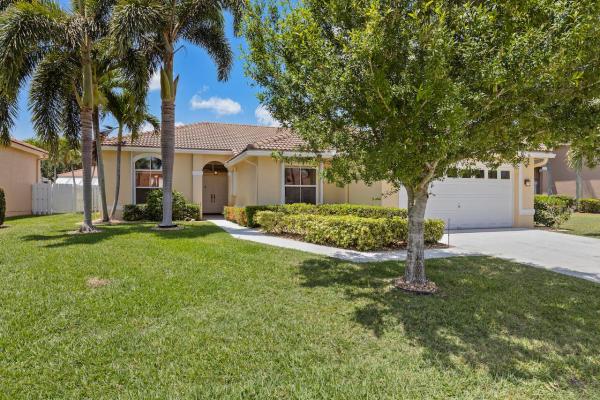 Las Colinas Village, 5989 Las Colinas Cir, Lake Worth Beach, Florida 33463, image 1