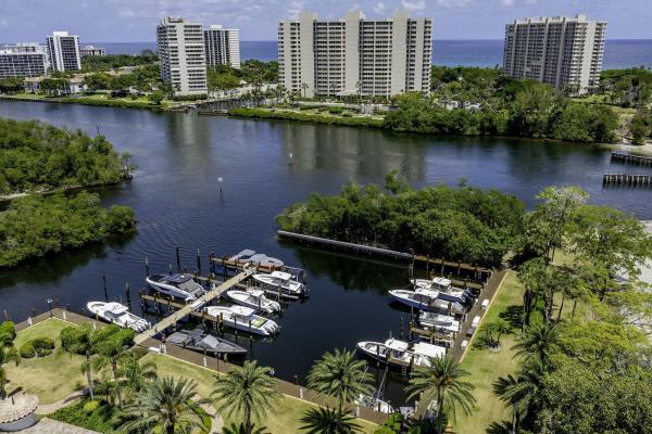 The Sanctuary, 4100 Sanctuary Ln, Boca Raton, Florida 33431, image 2