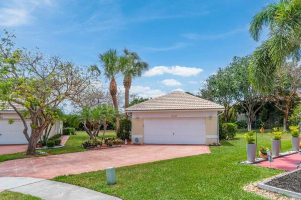 Hampton Lakes, 12950 Hampton Lakes Cir, Boynton Beach, Florida 33436, image 1