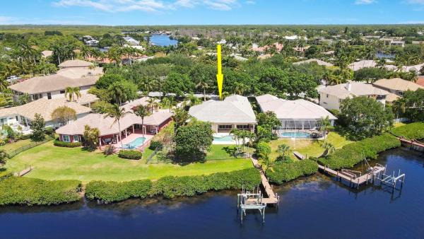 Compass Island, 8841 SE Compass Island Way, Jupiter, Florida 33458, image 1