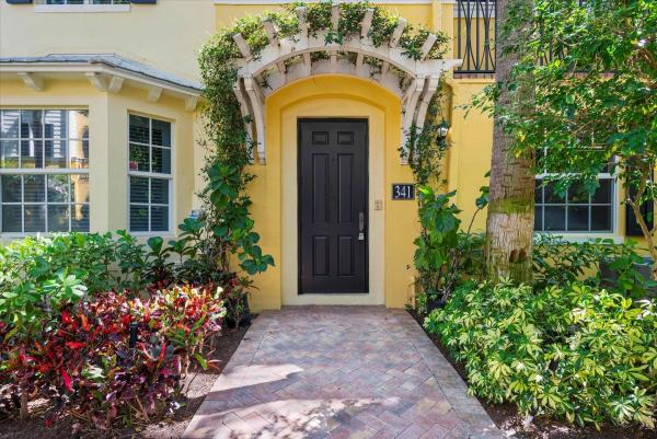 Magnolia Court, 341 S Bromeliad, West Palm Beach, Florida 33401, image 1