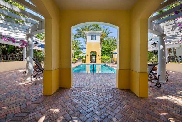 Magnolia Court, 341 S Bromeliad, West Palm Beach, Florida 33401, image 1