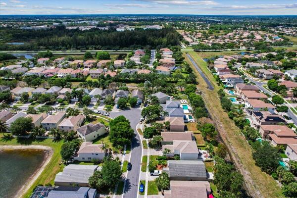 Anthony Groves, 178 Canterbury Pl, Royal Palm Beach, Florida 33414, image 3