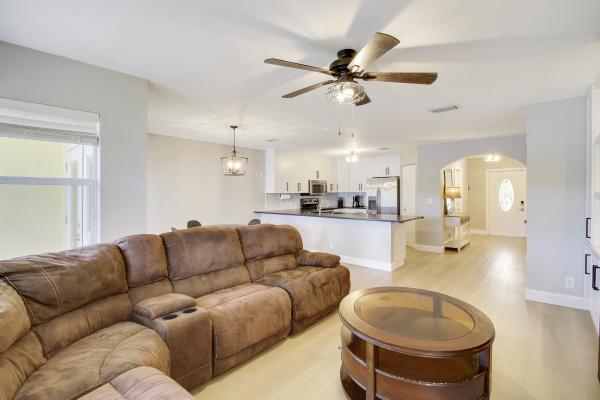 Independence Cove, 808 Imperial Lake Rd, West Palm Beach, Florida 33413, image 3