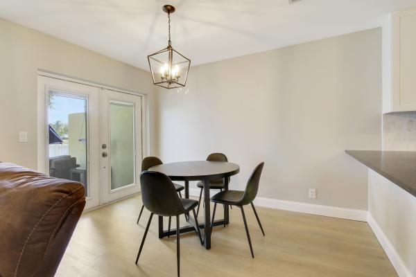 Independence Cove, 808 Imperial Lake Rd, West Palm Beach, Florida 33413, image 2