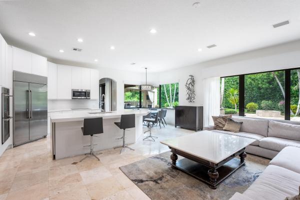 Avalon, 9695 Parkview Ave, Boca Raton, Florida 33428, image 2