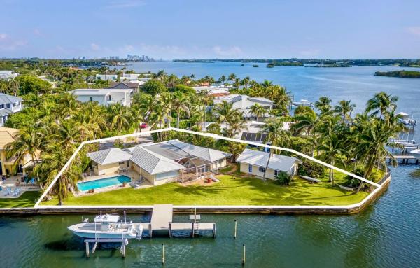 Lewis Shore Estates, 8026 Flagler Ct, West Palm Beach, Florida 33405, image 1