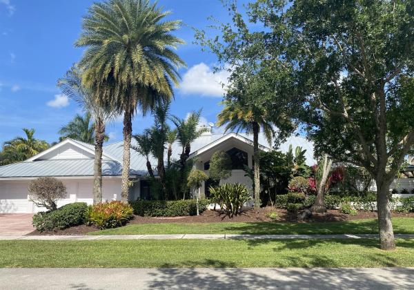Woodfield Hunt Club, 4458 Woodfield Blvd, Boca Raton, Florida 33434, image 1