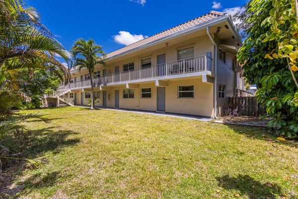 Glouchester House, 660 Glouchester St #100, Boca Raton, Florida 33487, image 1