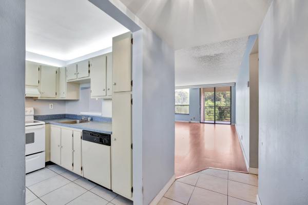 Concord Village, 8050 W Mcnab Rd #310, Tamarac, Florida 33321, image 1