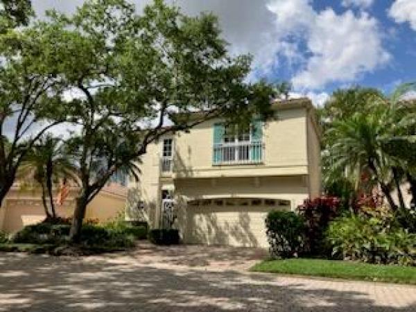 Villa D'Este, 50 Via Del Corso, Palm Beach Gardens, Florida 33418, image 1