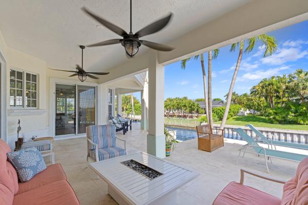 Lake View Haven, 3724 Diane Dr, Boynton Beach, Florida 33435, image 2