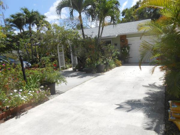 The Willows, 120 W Swan Pkwy, Royal Palm Beach, Florida 33411, image 1