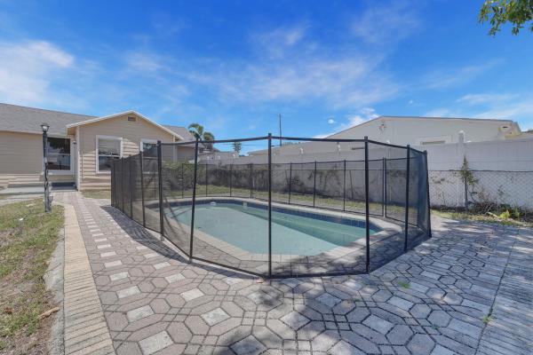 Bunker Hill, 955 Mcintosh St, West Palm Beach, Florida 33405, image 2