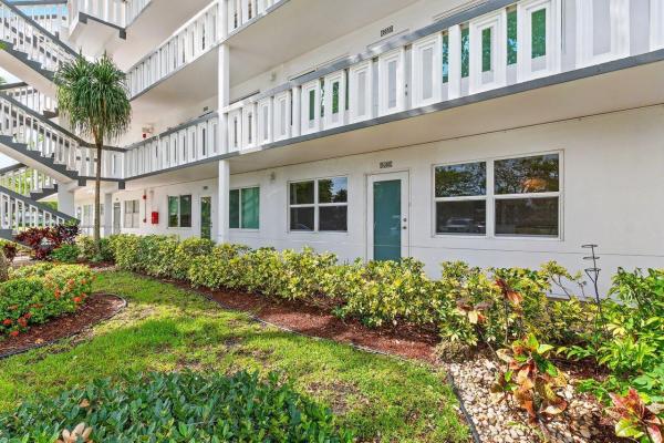 Oakridge, 1033 Oakridge D, Deerfield Beach, Florida 33442, image 1