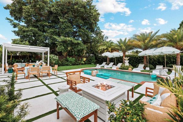 Homewood, 337 Orange Way, West Palm Beach, Florida 33405, image 1