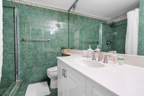 The Alexander Hotel, 5225 Collins Ave #910, Miami Beach, Florida 33140, image 1