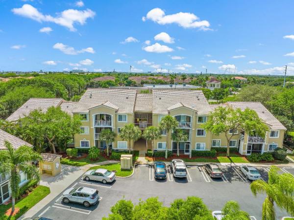Lighthouse Cove At Tequesta, 260 Village Blvd #5105, Tequesta, Florida 33469, image 2