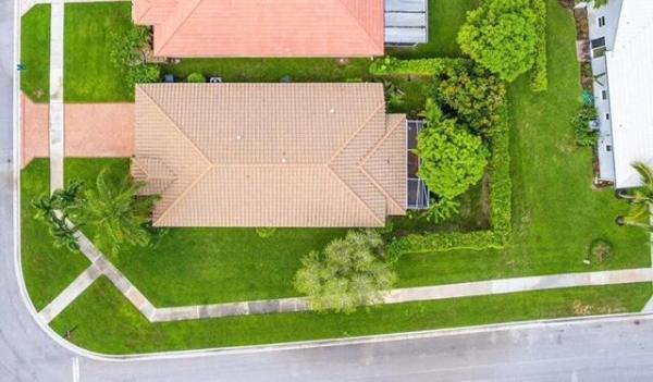 Lakefield South, 2633 Country Golf Dr, Wellington, Florida 33414, image 1
