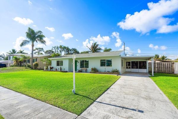 Lake Osborne Estates, 1713 Katherine Ct, Lake Worth Beach, Florida 33461, image 1