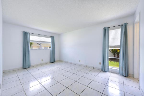 Lucerne Homes East, 6312 Emerald Sky Ln, Greenacres, Florida 33463, image 3