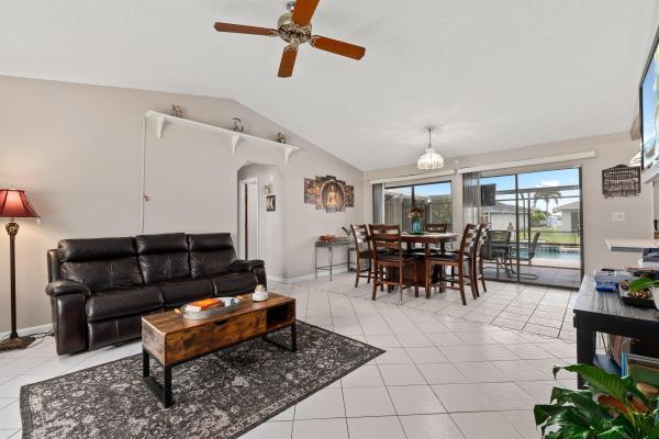 Southbend Lakes Estates, 547 SE Cliff Rd, Port St. Lucie, Florida 34984, image 1