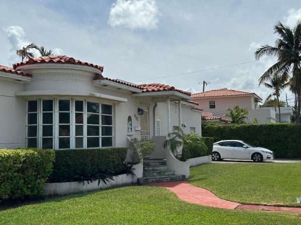 Altos Del Mar, 500 92nd St, Surfside, Florida 33154, image 1