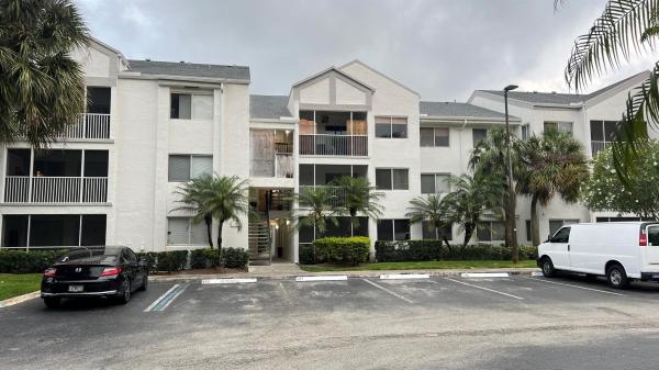 Sun Vista Gardens, 5760 Rock Island Rd #330, Tamarac, Florida 33319, image 1