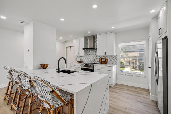 Riverbend Country Club, 18460 SE Wood Haven Ln ##H, Jupiter, Florida 33469, image 1
