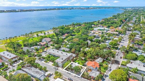 Lake Worth Town, 113 3rd Ave S, Lake Worth Beach, Florida 33460, image 1