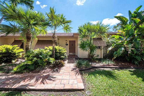 Eastgrove Estates, 15405 SW 77th Ct, Palmetto Bay, Florida 33157, image 1