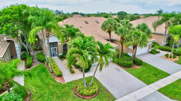 Ashford Green At Aberdeen, 6935 Cairnwell Dr, Boynton Beach, Florida 33472, image 1