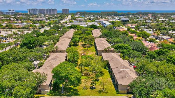 Sanctuary Pines In Boca Raton, 3939 NE 5th Ave #B202, Boca Raton, Florida 33431, image 1
