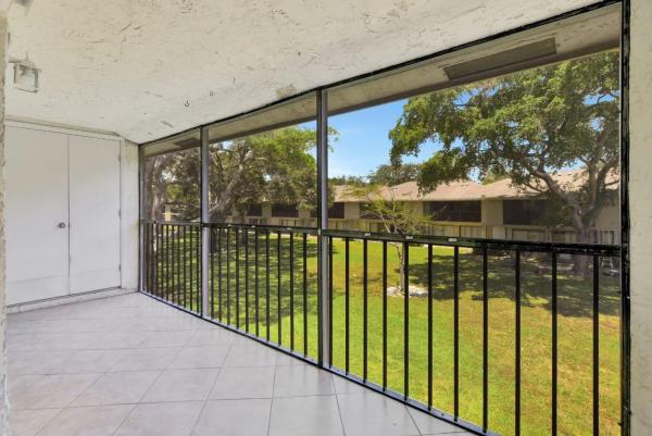 Sanctuary Pines In Boca Raton, 3939 NE 5th Ave #B202, Boca Raton, Florida 33431, image 1