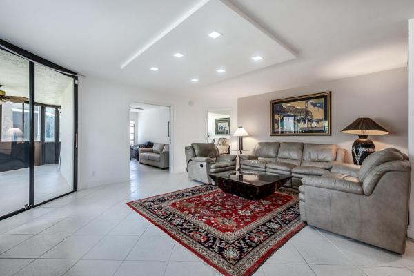 Gleneagles, 15847 Loch Maree Ln #2201, Delray Beach, Florida 33446, image 2