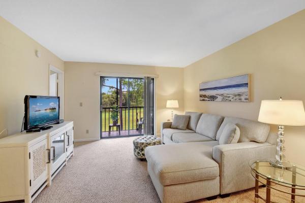 Lucerne Lakes Golf Colony, 7269 Golf Colony Ct #205, Lake Worth, Florida 33467, image 1