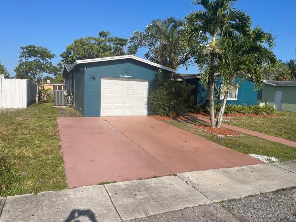 Kimberly Village, 1000 SW 67th Ave, North Lauderdale, Florida 33068, image 1