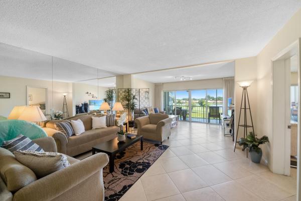 Atlantis Sherbrooke Villas, 145 Atlantis Blvd #402, Atlantis, Florida 33462, image 2