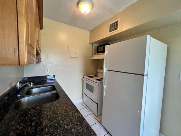 Greenacres No HOA, 300 Jennings Ave, Greenacres, Florida 33463, image 3