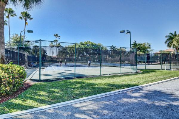 Boca Isles North, 19314 King Palm Ct, Boca Raton, Florida 33498, image 2