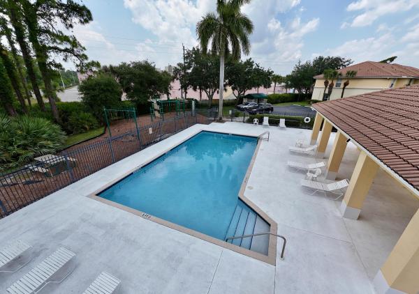 Seminole Palms, 2206 Seminole Palms Dr, Greenacres, Florida 33463, image 2