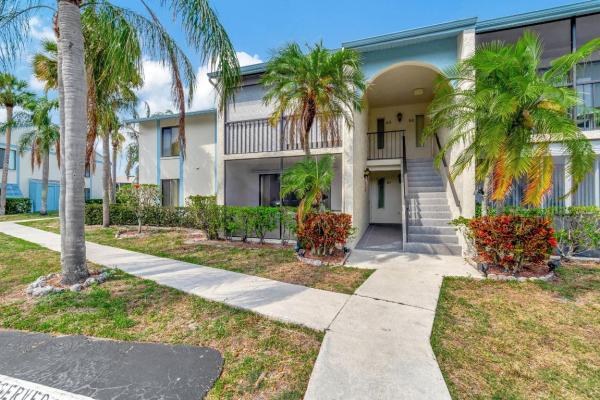The Palm Club, 1101 Green Pine Blvd #A1, West Palm Beach, Florida 33409, image 3