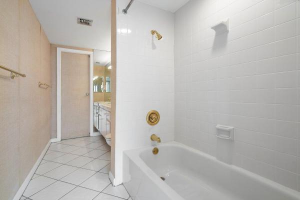 Trianon, 1200 S Flagler Dr #PH-5, West Palm Beach, Florida 33401, image 2