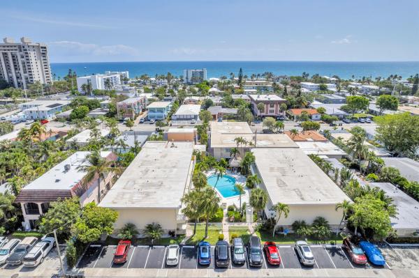 Poinciana 4630, 4630 Poinciana St #2e, Lauderdale By The Sea, Florida 33308, image 1