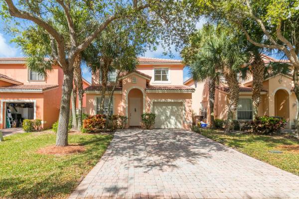 Tahoe At Lakes Of Laguna, 4391 Lake Lucerne Cir, West Palm Beach, Florida 33409, image 1