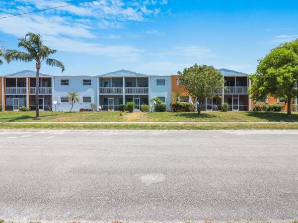 Apartments At Timberlake, 1505 Crescent Cir #A-12, Lake Park, Florida 33403, image 1